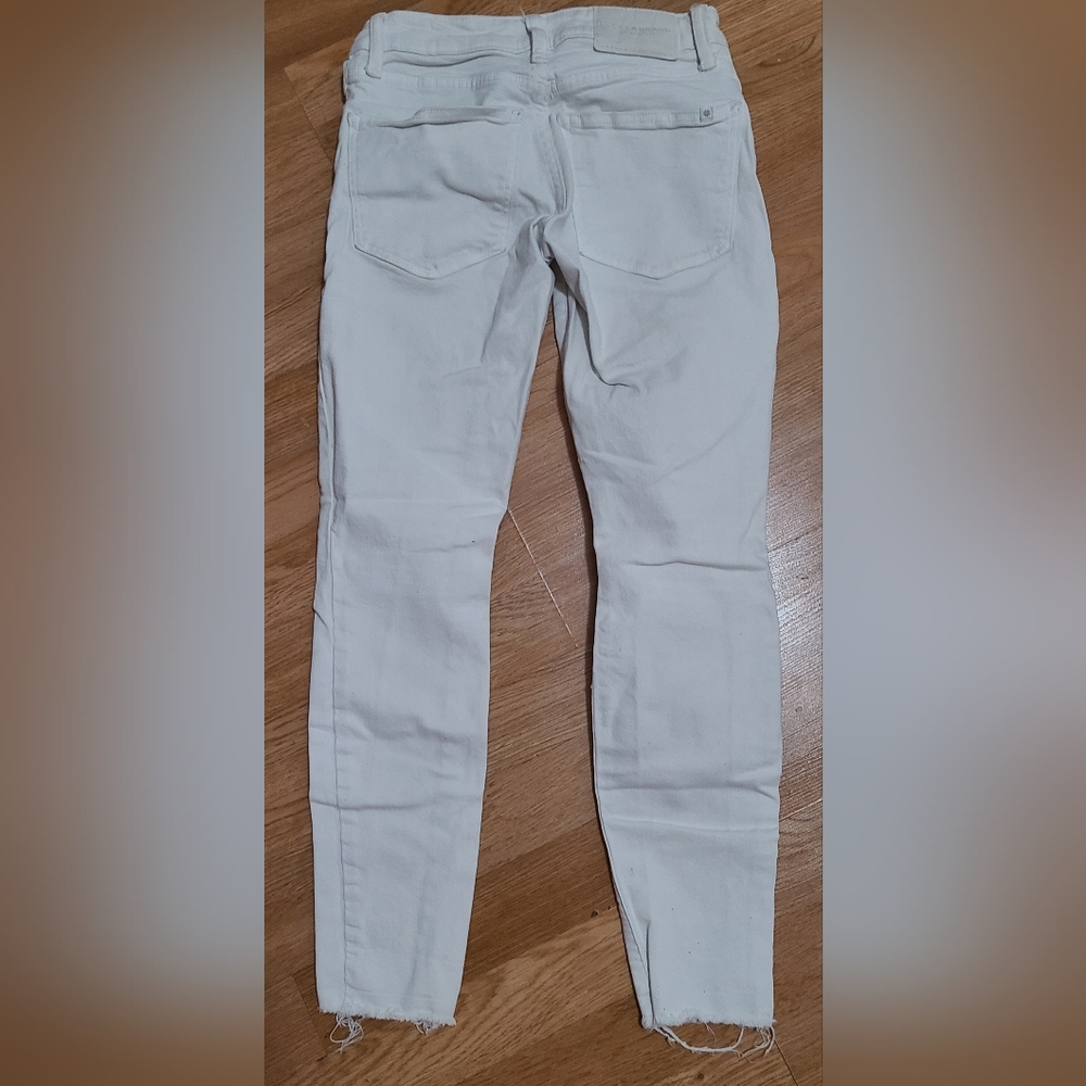Lucky Brand Sz 2 White Jeans
